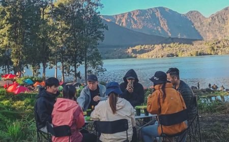 Mount Rinjani Summit Package via Sembalun