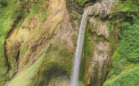 4D3N Mount Rinjani Trekking Package via Sembalun Ending in Torean